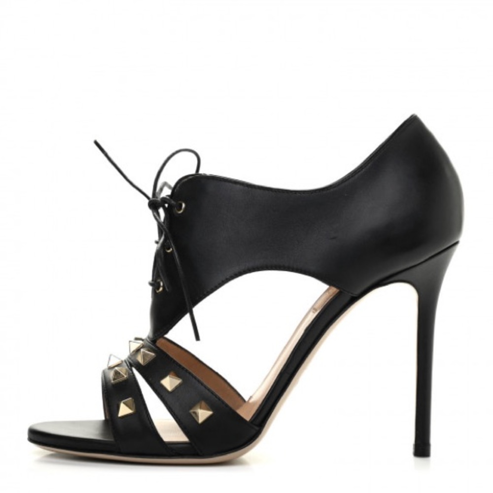 Valentino rock stud pumps 35/35 1/2